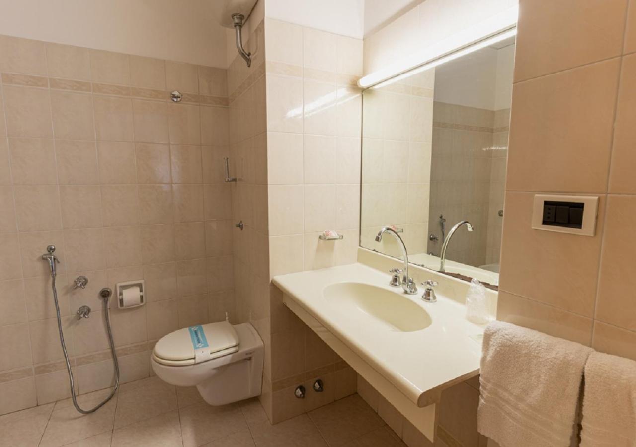 Hotel Villa Delle Rose Ористано Экстерьер фото